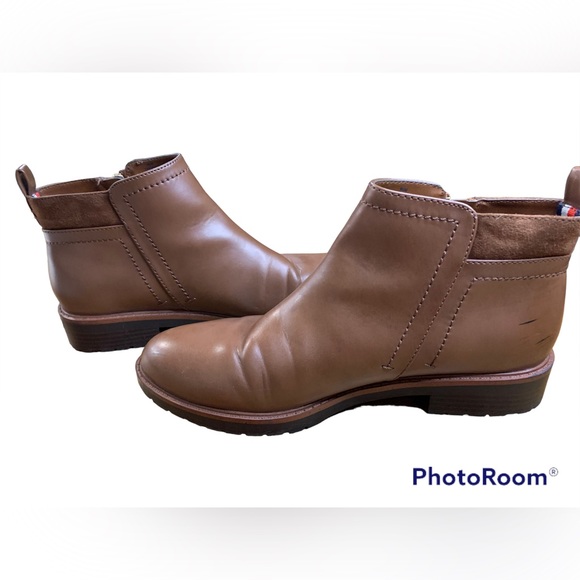 Tommy Hilfiger Brown Boots, Women’s size 9 1/2, - Picture 2 of 9